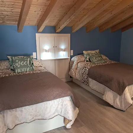 Acienleguas Hostel